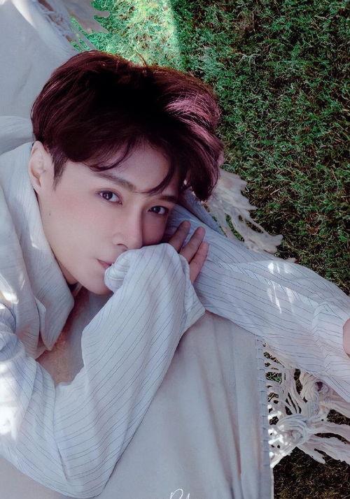 张艺兴吃瓜照片央视网,央视网深度解析